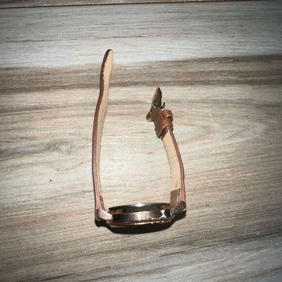 Rose gold Wristwatch Women’s  Japan Movement Tested Added New Battery Brown Band - Picture 7 of 8